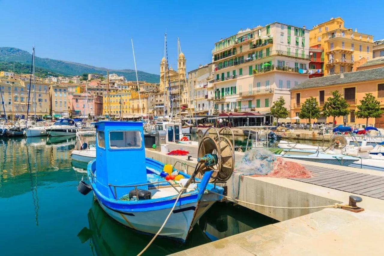 شقة Beau T2 Sur Le Vieux Port, Centre De Bastia باستيا المظهر الخارجي الصورة